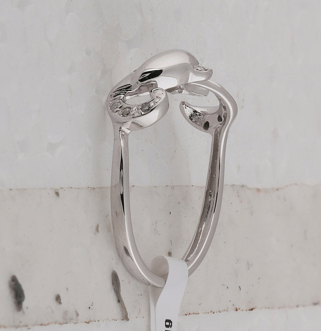 10kt White Gold Womens Round Diamond Dolphin Ring 1/20 Cttw 7 Daisy Joyeria