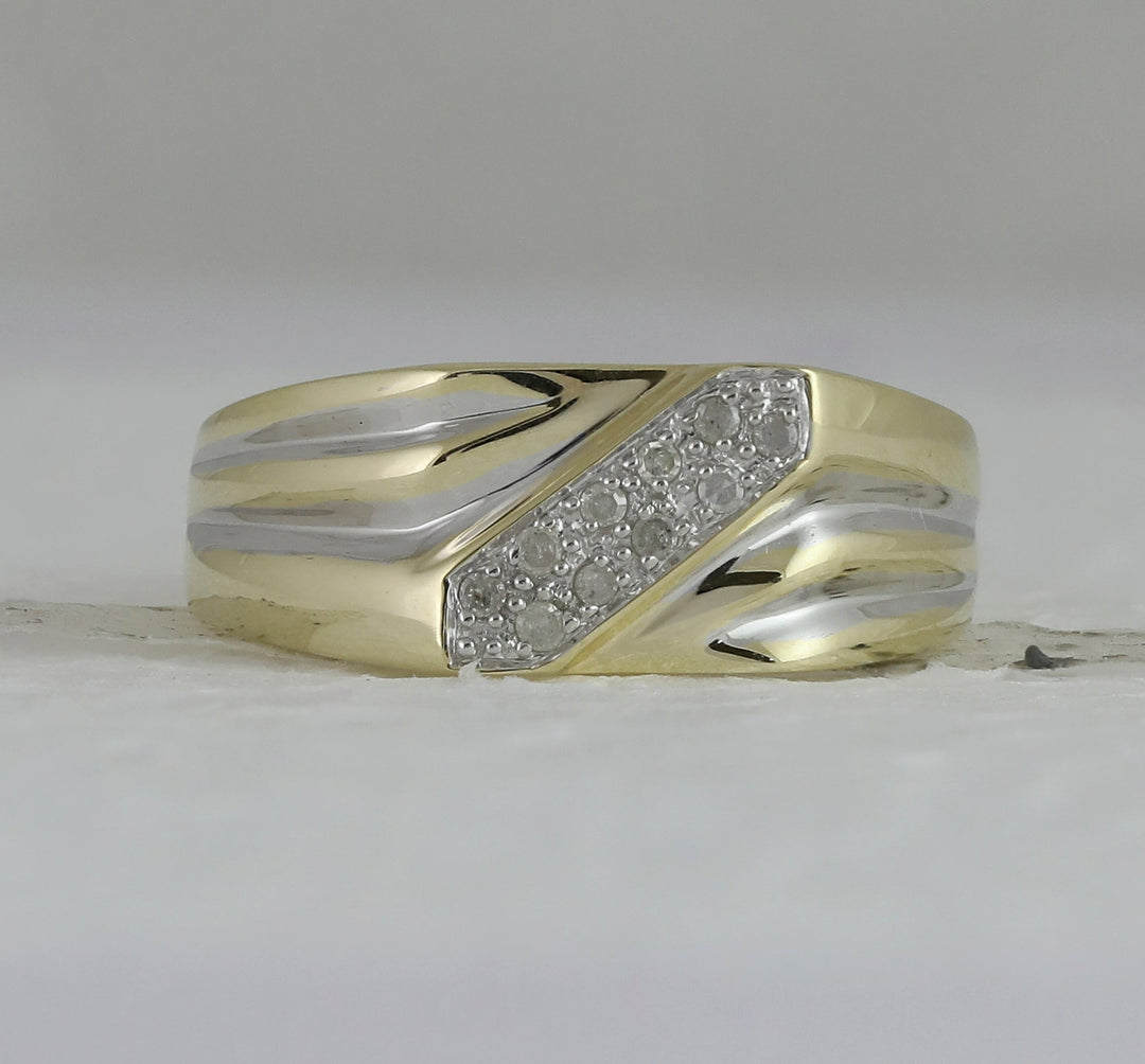 10kt Yellow Gold Mens Round Diamond Band Ring 1/10 Cttw 10 Daisy Joyeria