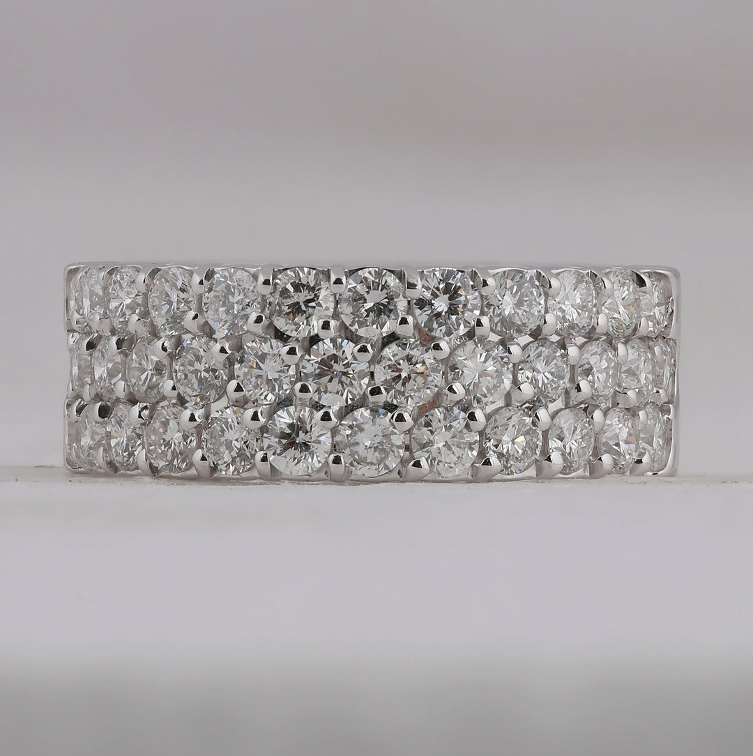 14kt White Gold Womens Round Pave-set Diamond Triple Row Wedding Band 2.00 Cttw 7 Daisy Joyeria