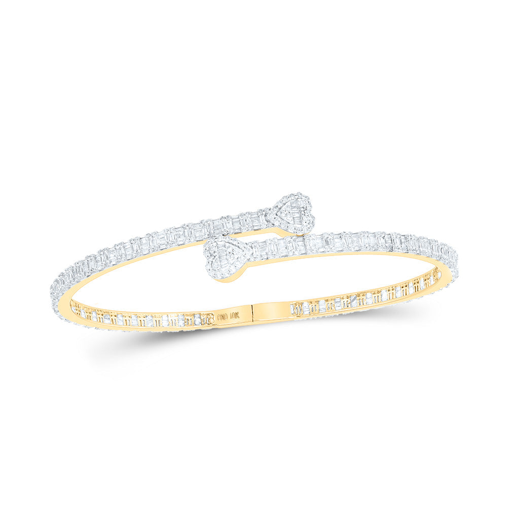 2 5/8CTW-DIA CN (15.90MM) HEART CUFF BANGLE Daisy Joyeria