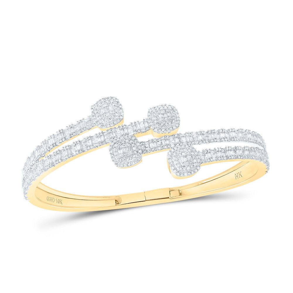 3 1/4CTW-NAT DIA NK CUFF BANGLE (55x65MM) Daisy Joyeria