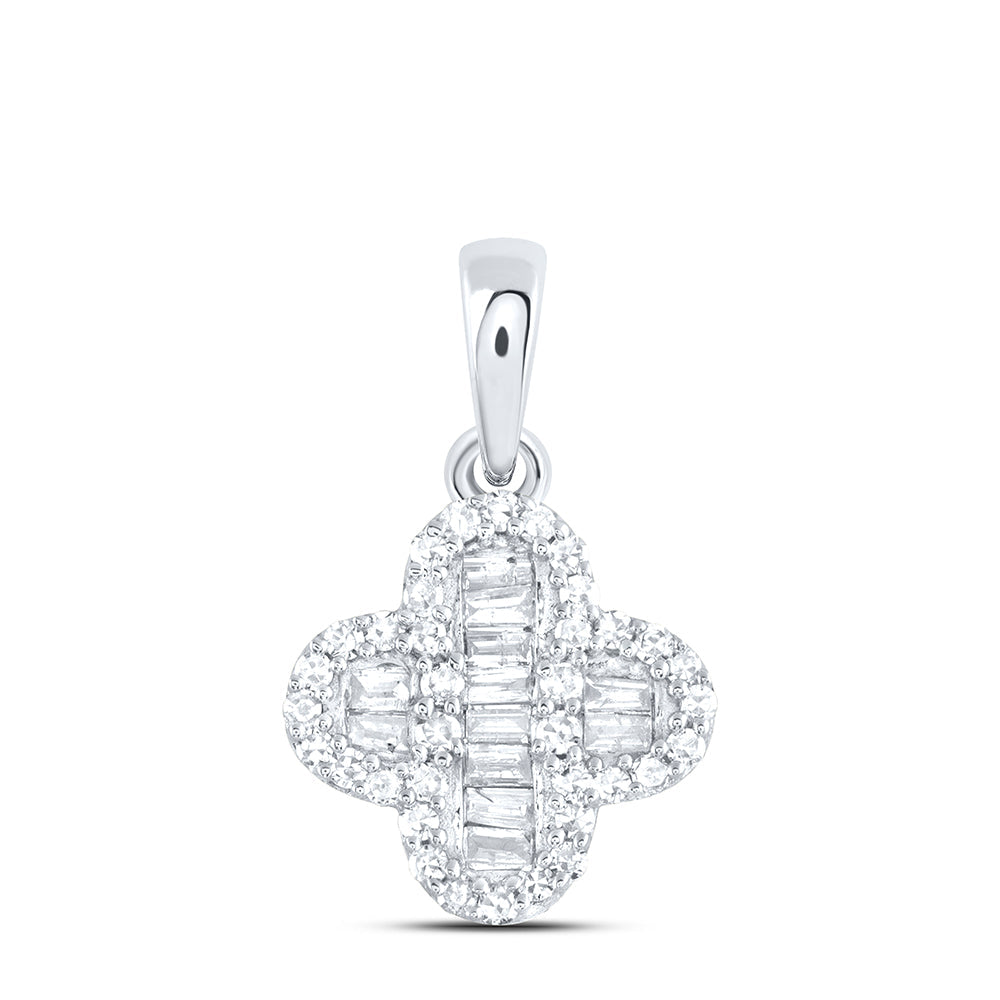 1/5CTW-NAT DIA NK GIFT CLOVER PENDANT Daisy Joyeria