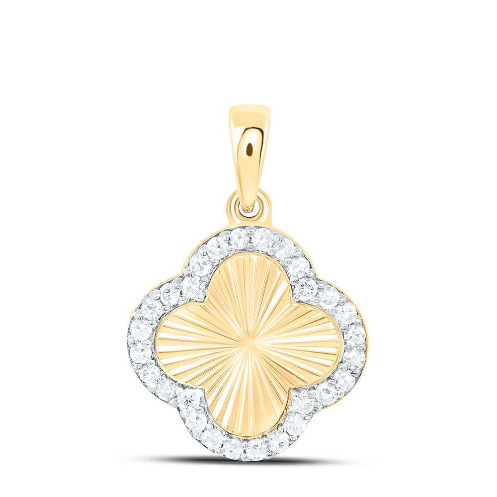1/6CTW-NAT DIA NK GIFT CLOVER PENDANT Daisy Joyeria