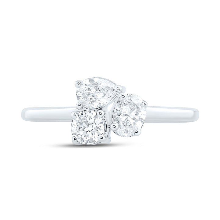 3/4CTW-NAT DIA I1 IJ 1/4CT-CRD, 1/4CT-CPS, 1/4CT-COV 3 STONE RING Daisy Joyeria