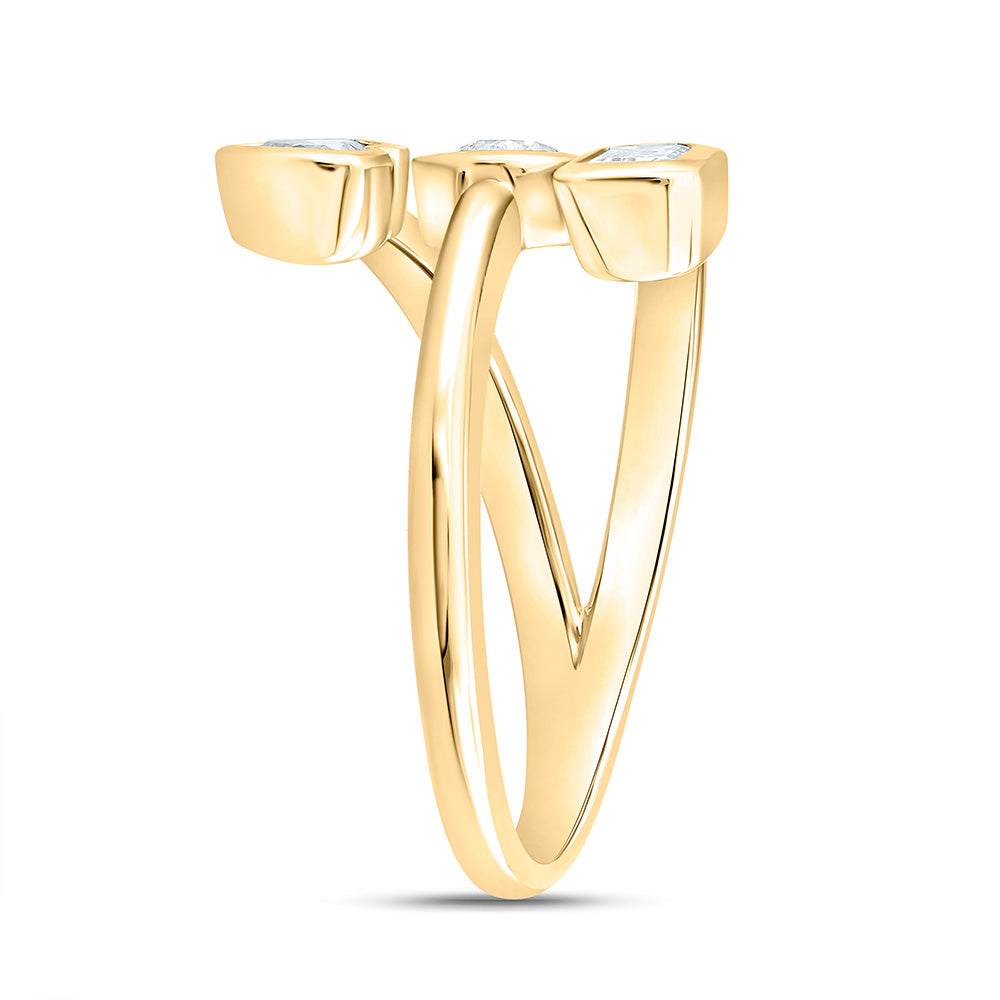 5/8CTW-NAT DIA I1 IJ 1/4CT-CHT, 1/5CT-CEM, 1/4CT-CRD FASHION HEART RING Daisy Joyeria