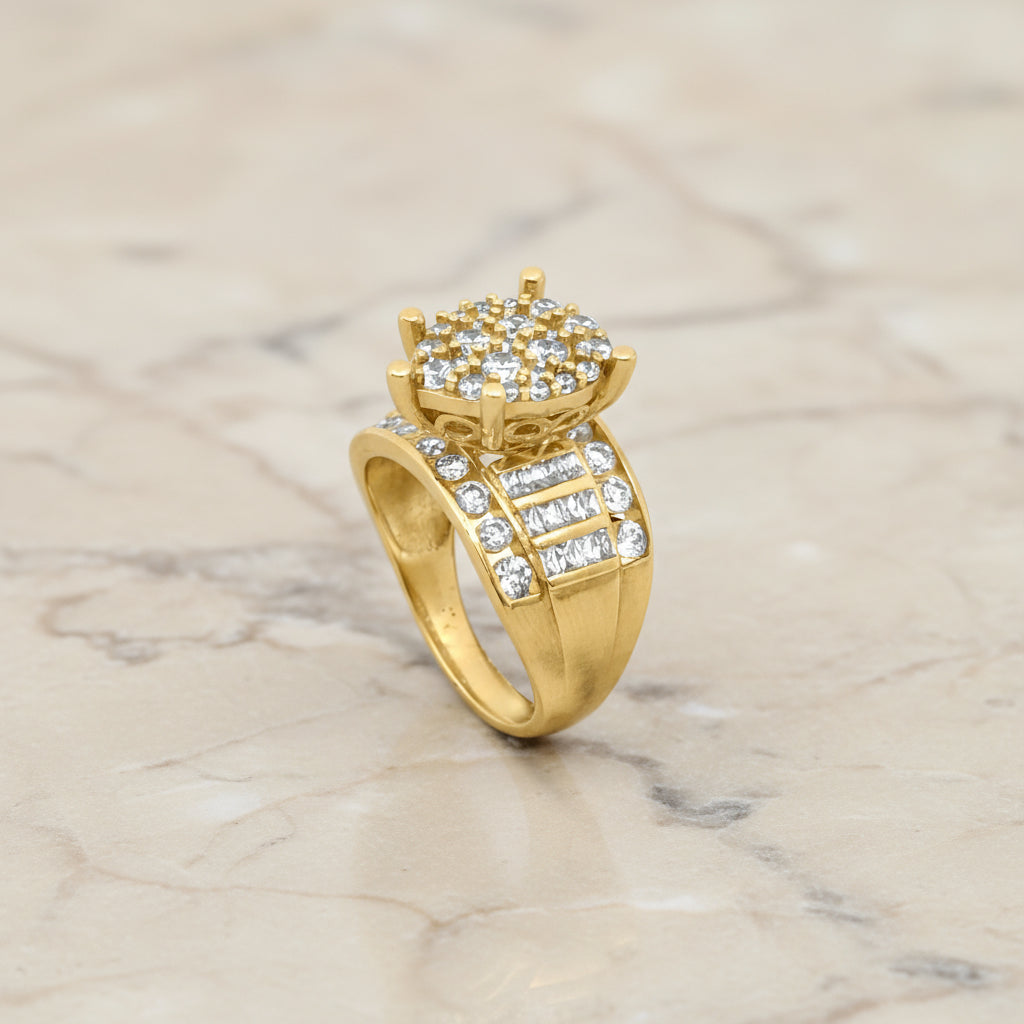 Anillo Gota Pavé en Oro 10K Daisy Joyeria